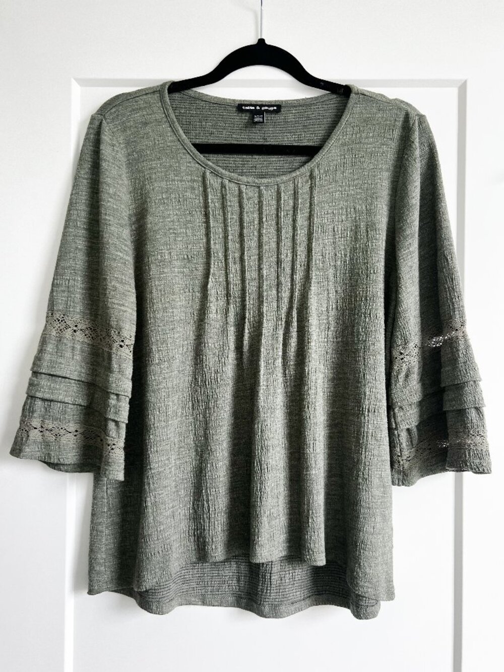 Cable & Gauge Sage Green Boho Bell Sleeve Lace Top Large